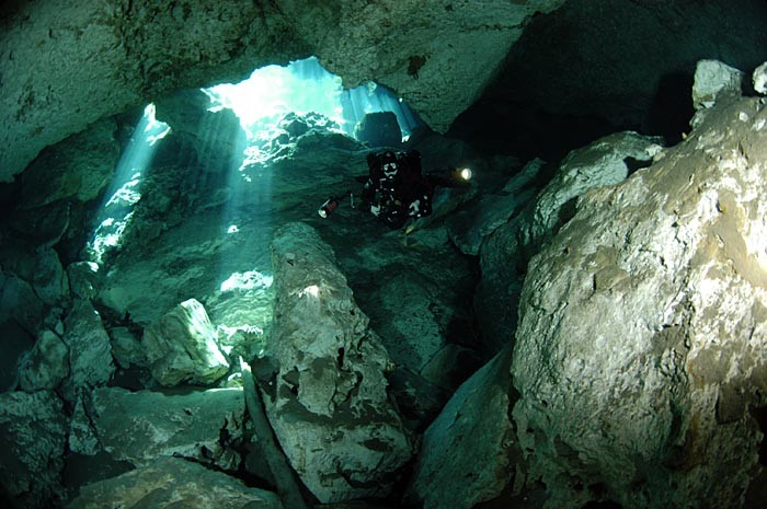 Mayan Blue B-tunnel, Mexico